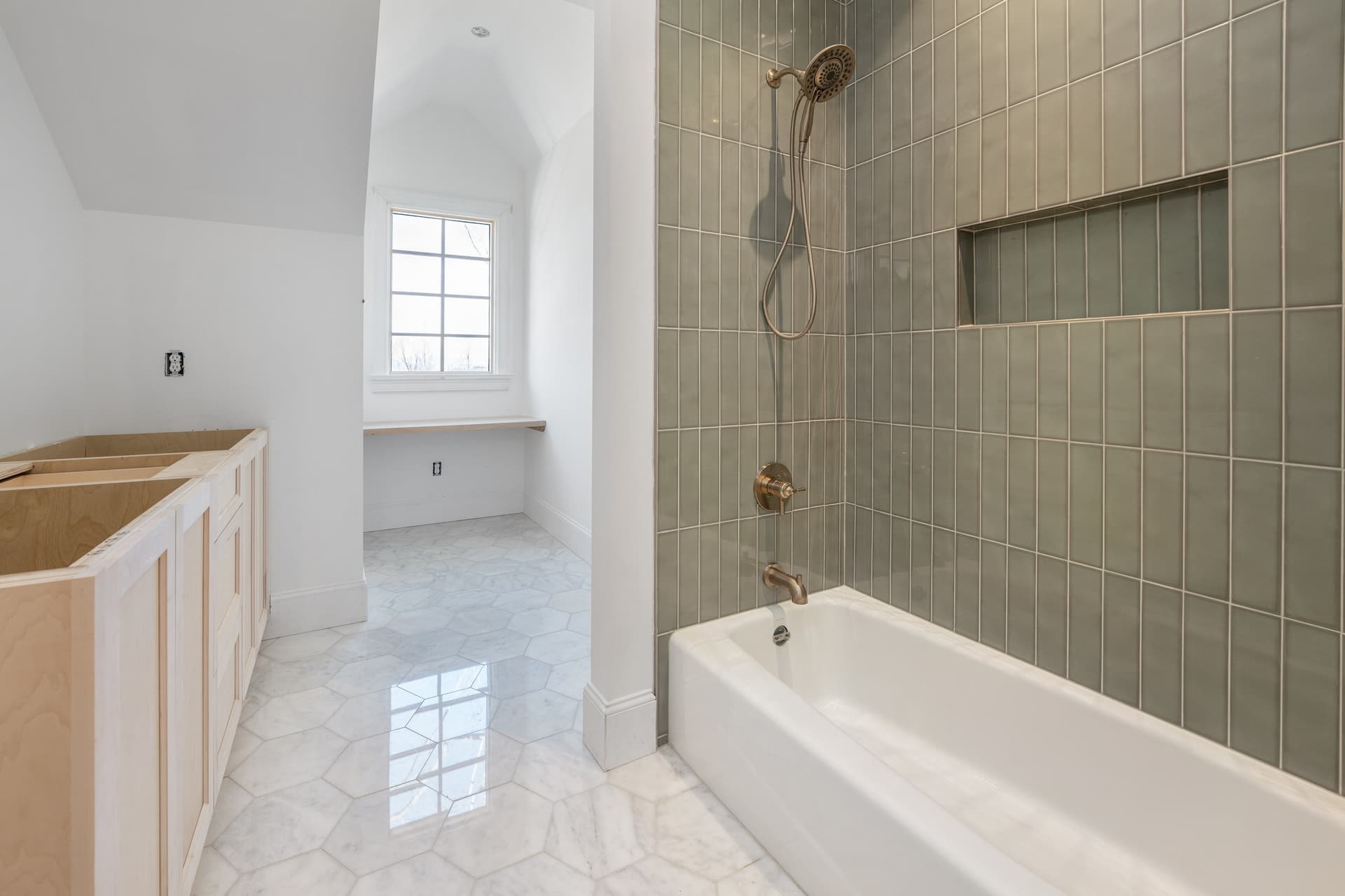 Cast Iron Bathtubs