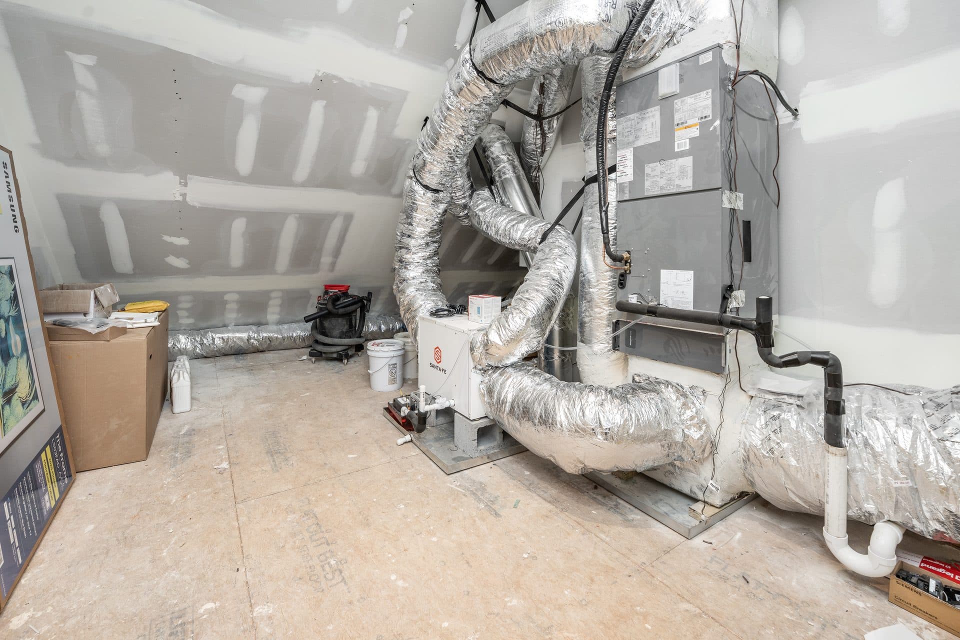 Encapsulated Crawl Space